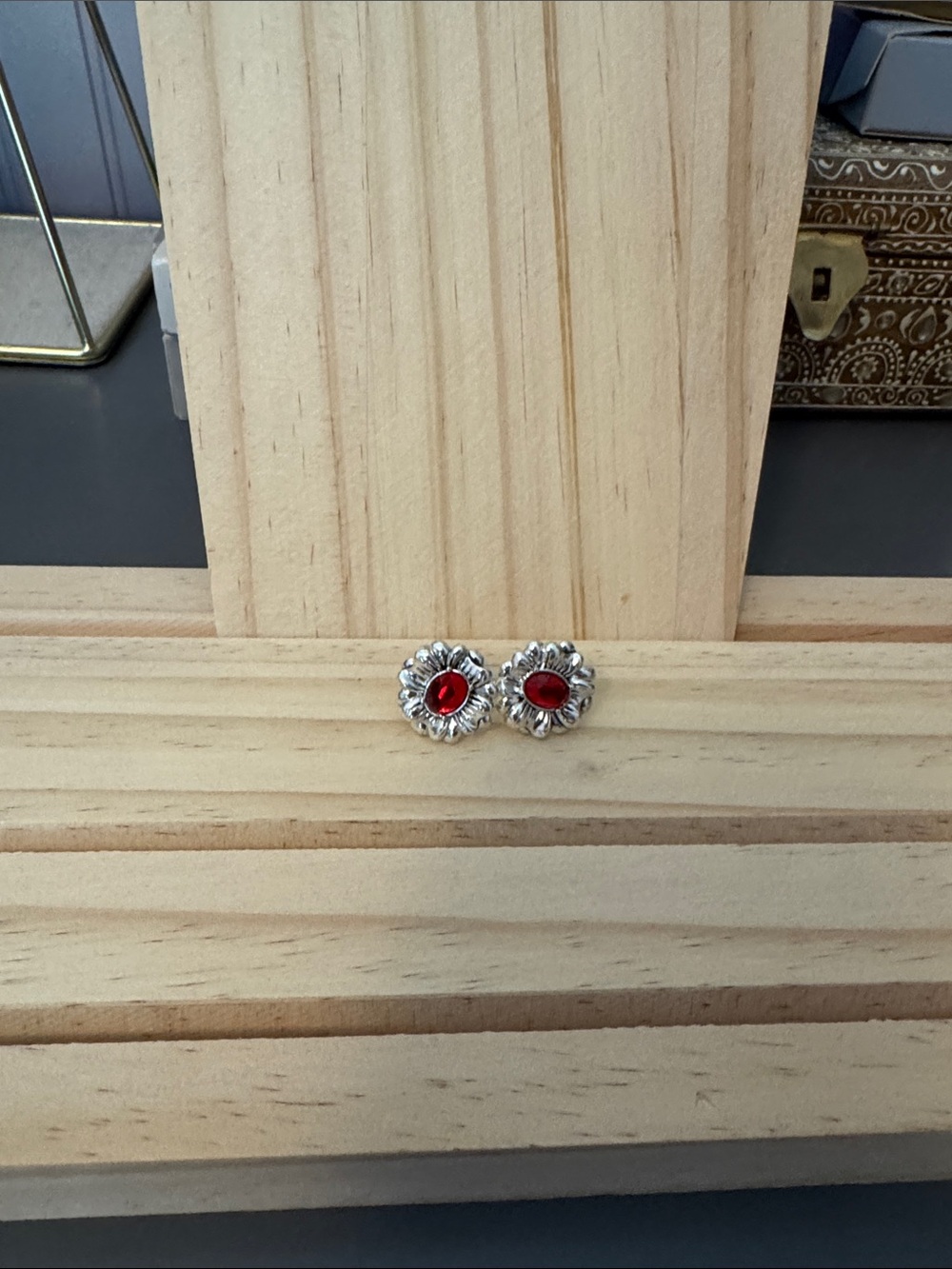 Avon Red Floral Silver Stud Earrings - Unbranded